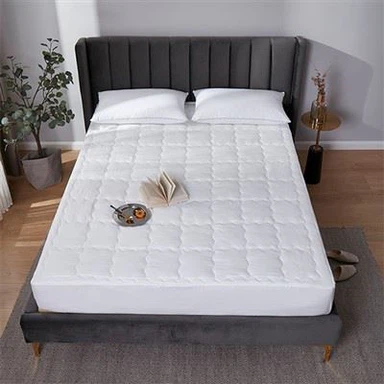 Protège-matelas en microfibre brossé pour lit d'hôtel